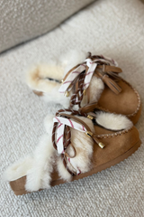 Colors of california Laced up sabot sheepskin fur