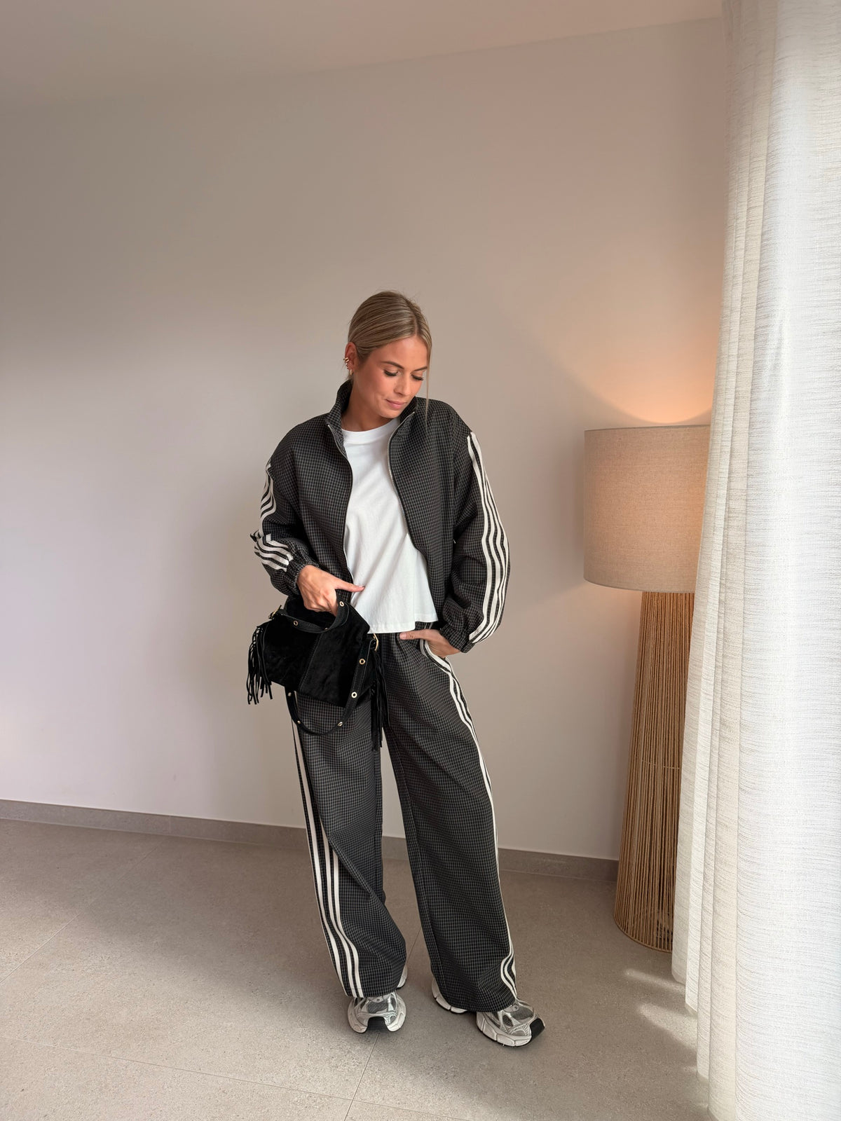Pantalon à carreaux noir