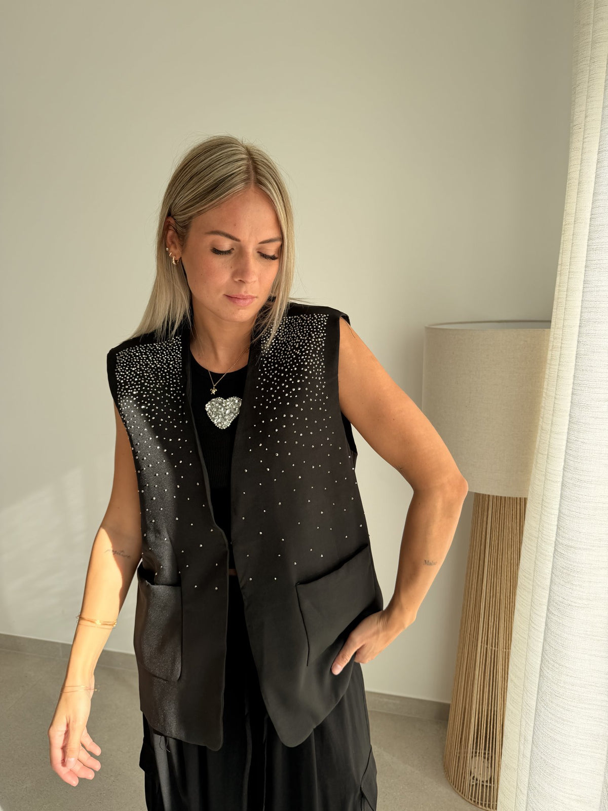 Blazer sans manches noir à paillettes