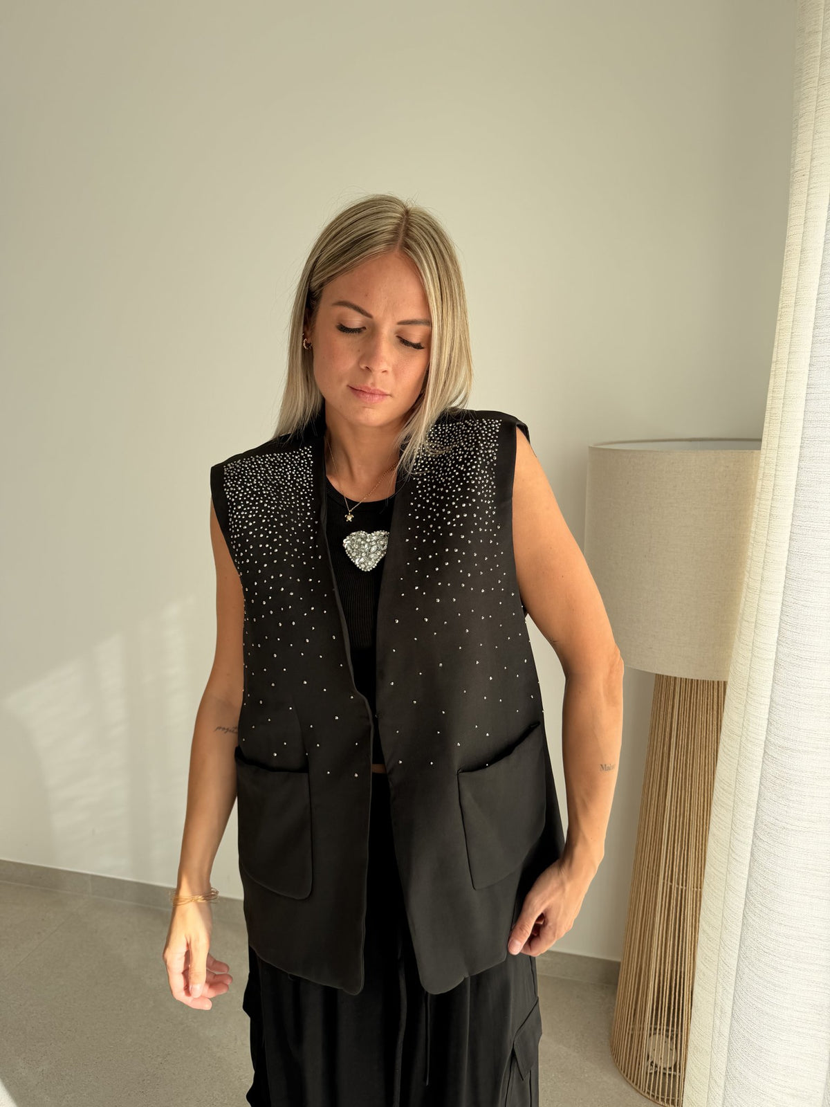 Blazer sans manches noir à paillettes
