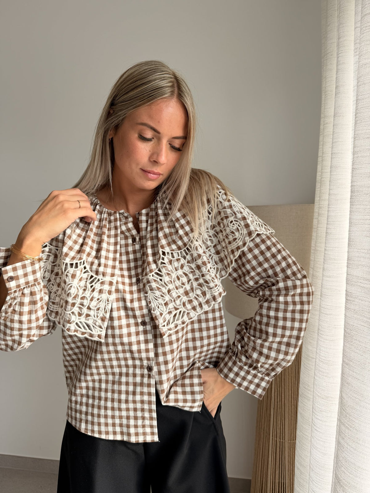 Chemise à carreaux beige et camel
