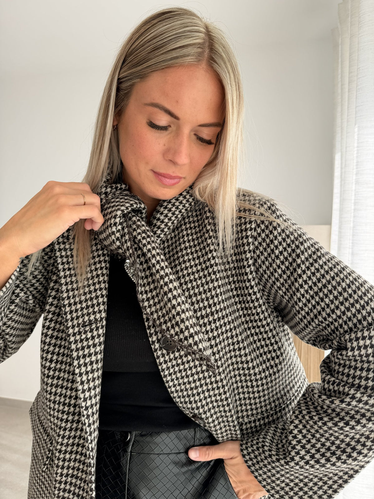 Veste Adelina noire et blanche