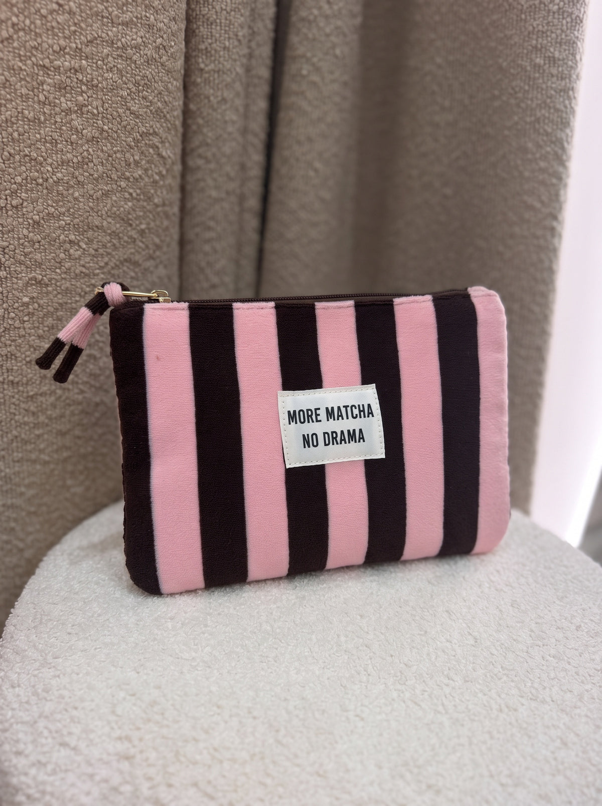 Pochette More Matcha No Drama rose et chocolat