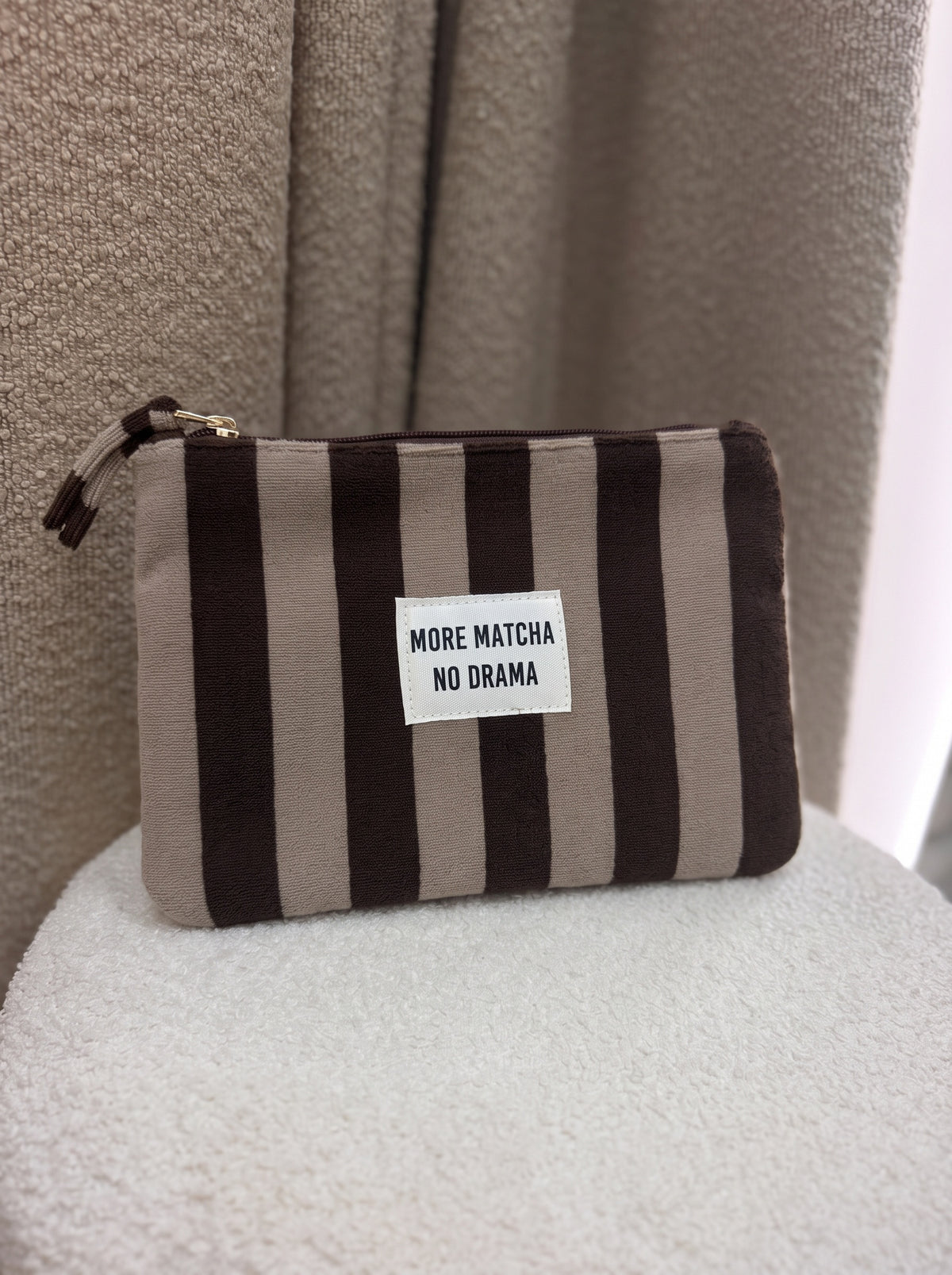 Pochette More Matcha No Drama brune