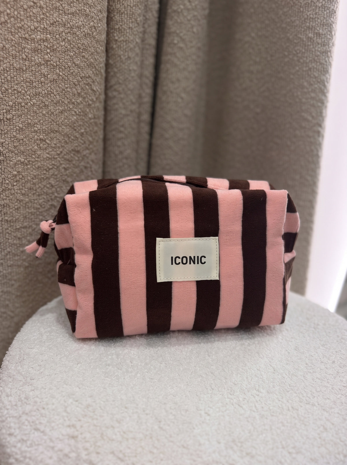 Trousse Iconic rose et chocolat