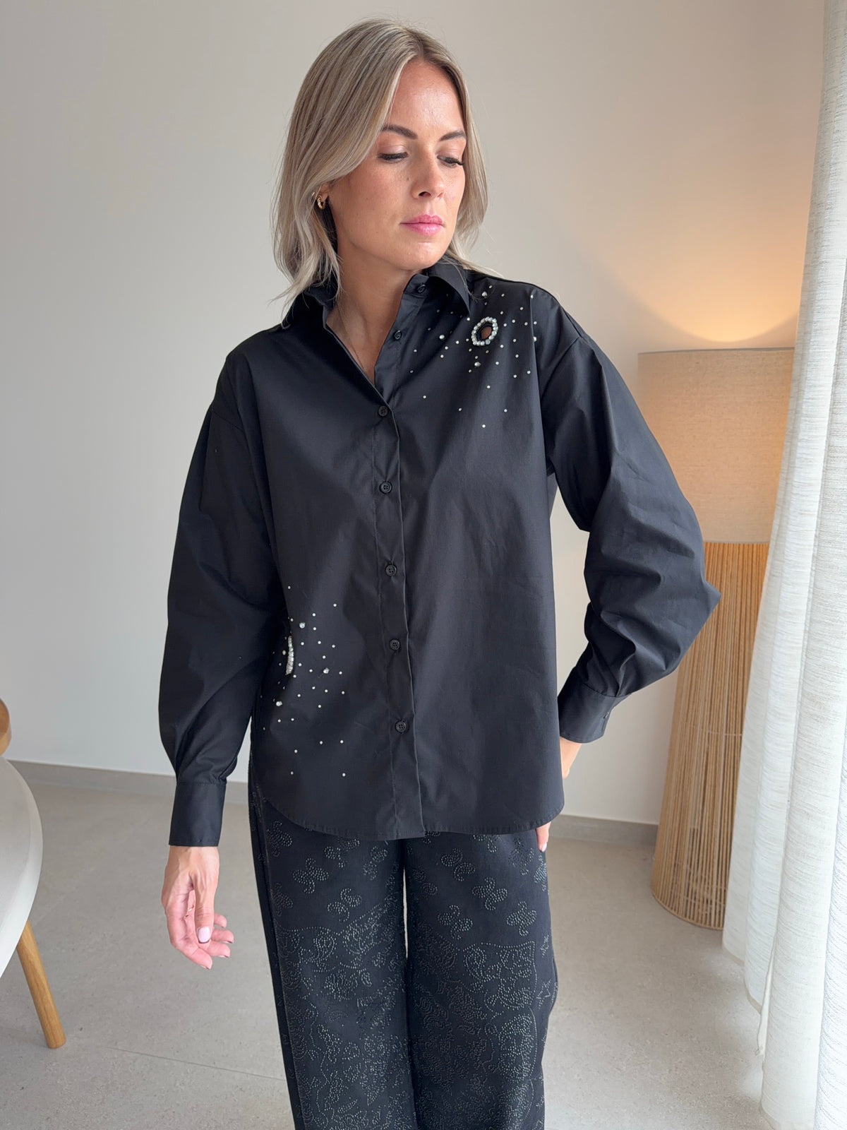 Chemise noire manches longues à paillettes