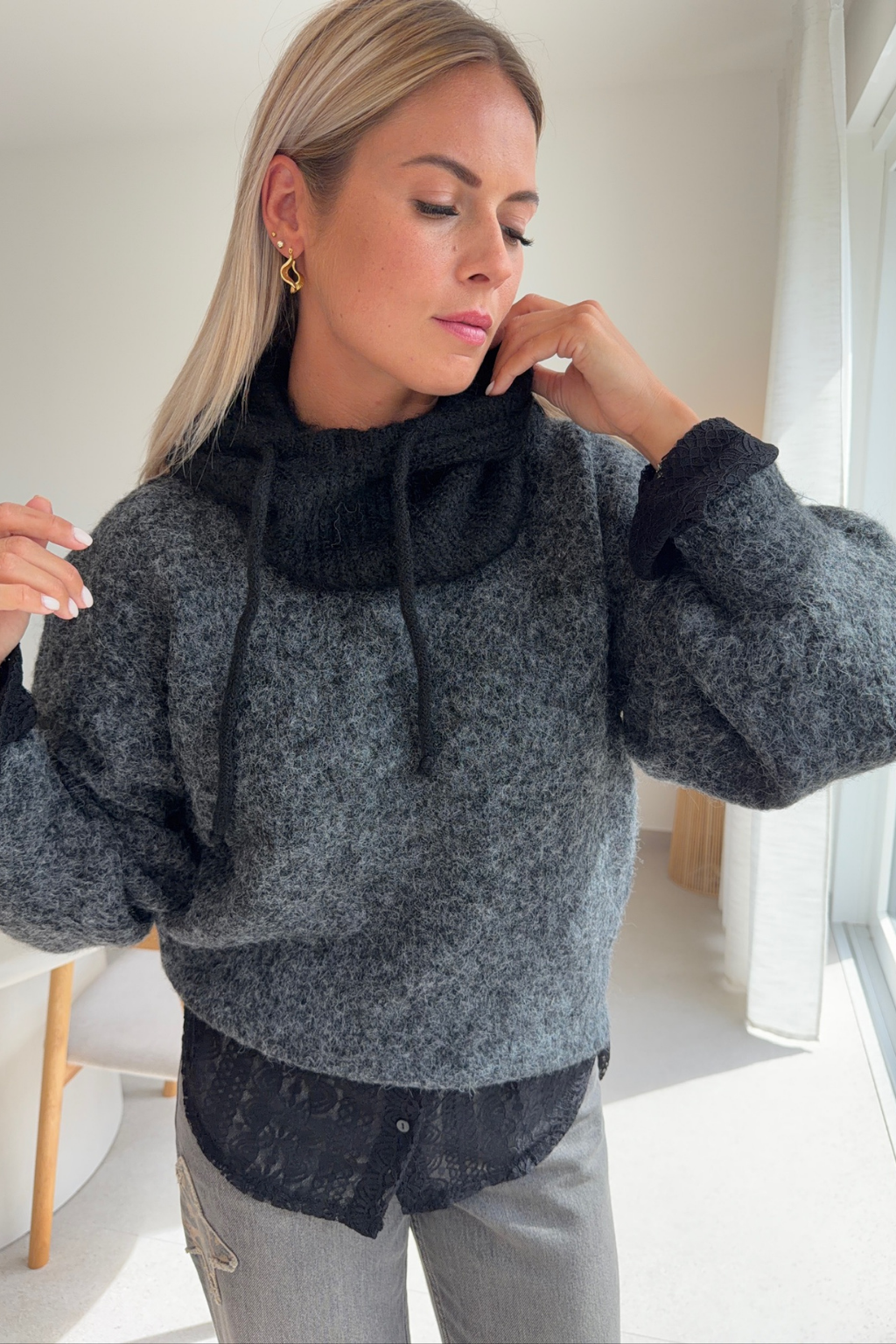 Pull gris