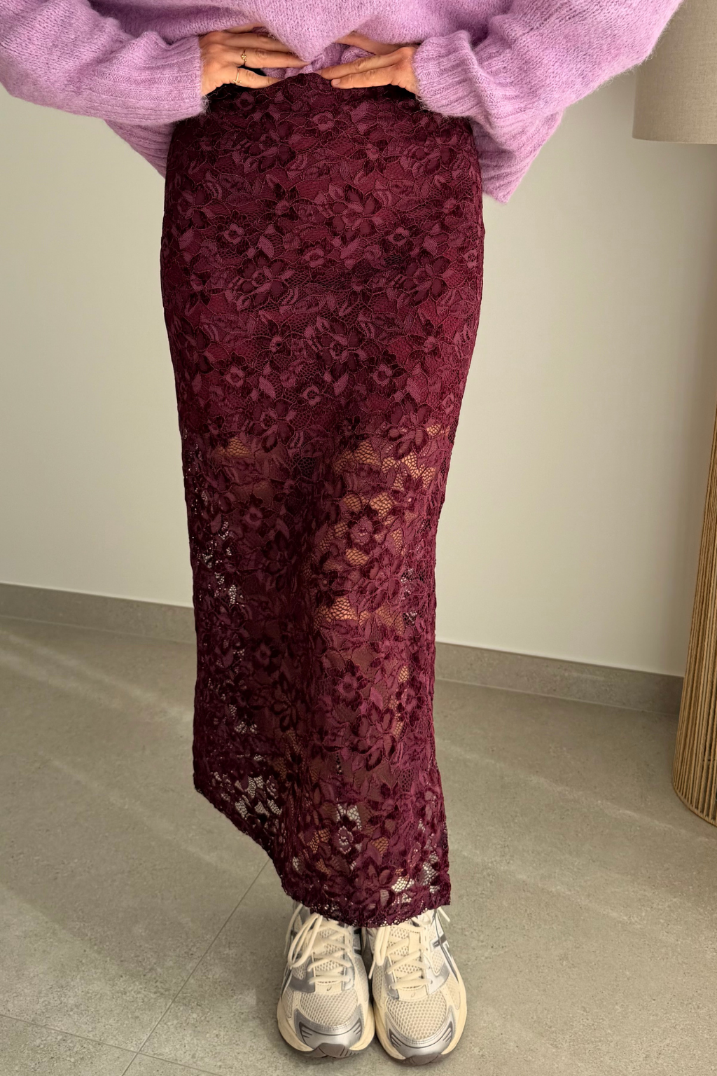 Jupe en dentelle bordeaux