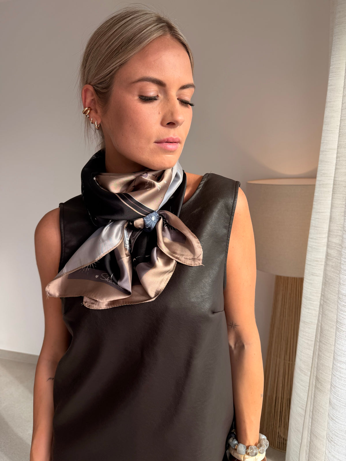 Robe simili cuir café