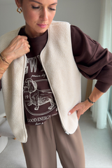 Pull bila marron