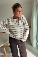 Pull ligné beige