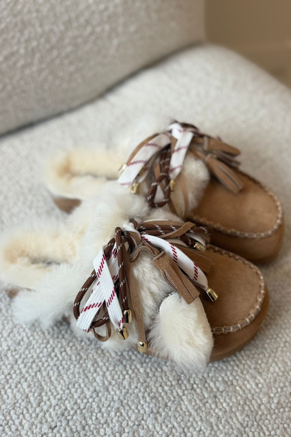Colors of california Laced up sabot sheepskin fur