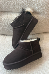 Colors of california Platform sheepskin suede boot choco