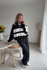 Gilet noir et blanc