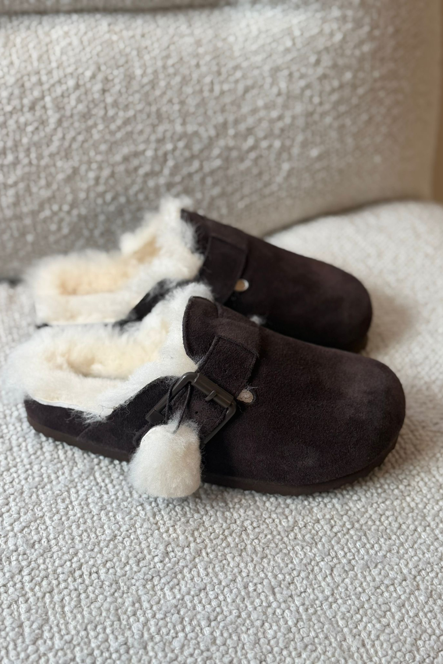 Colors of california Furry sabot real sheepskin