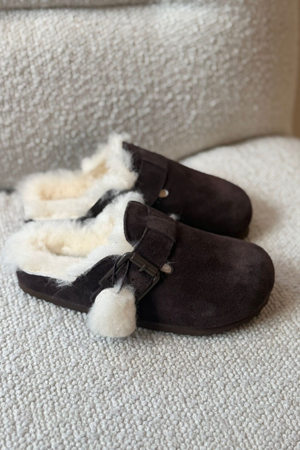 Colors of california Furry sabot real sheepskin