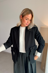Blazer noir à noeuds