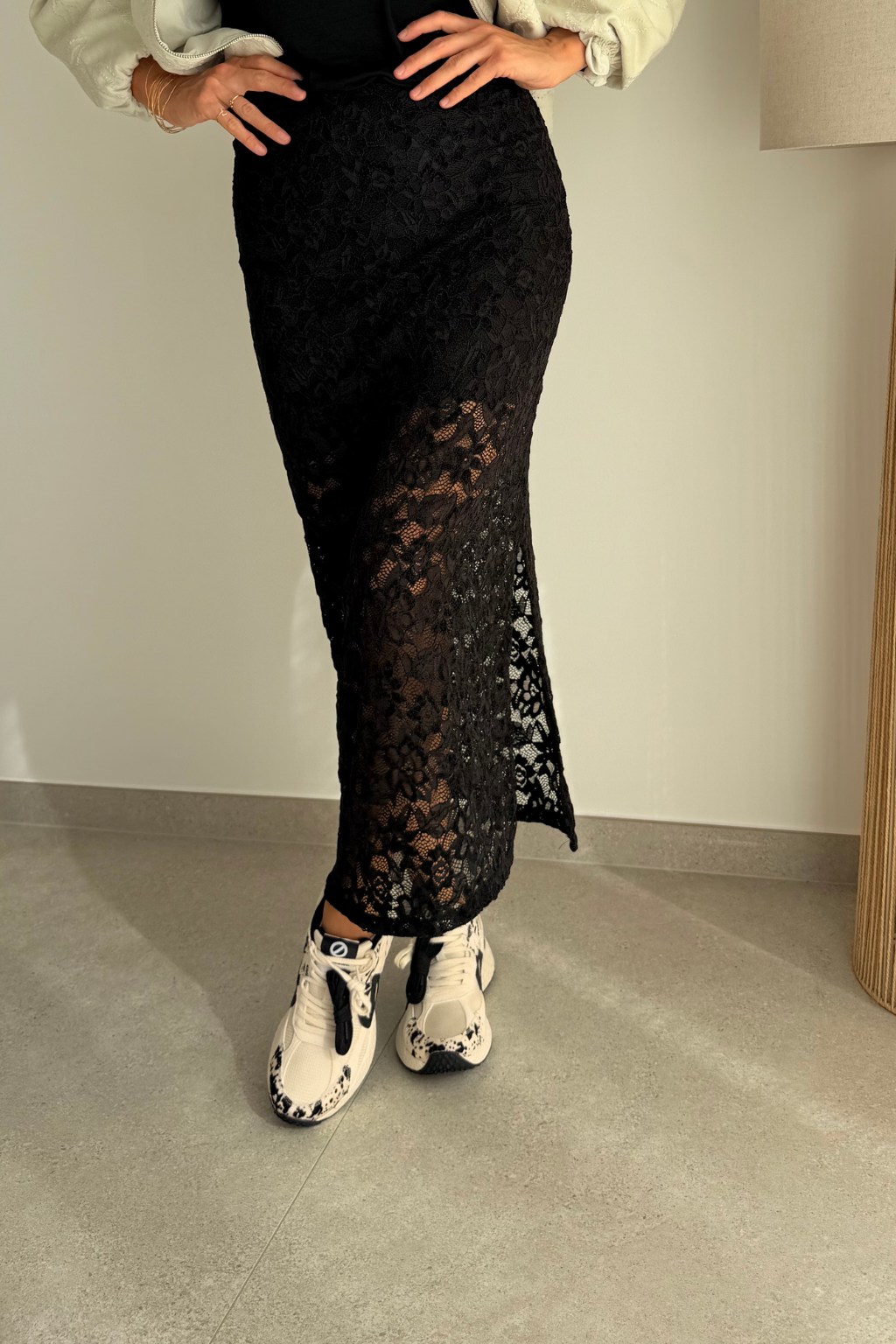 Jupe en dentelle noir