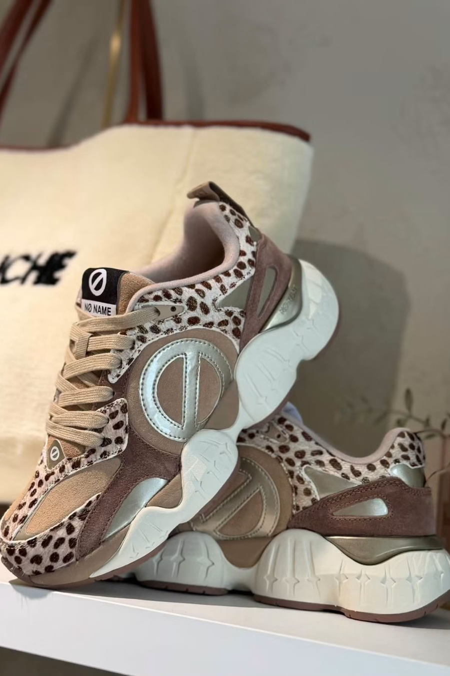 No name krazee runner Cream/Nude/choco