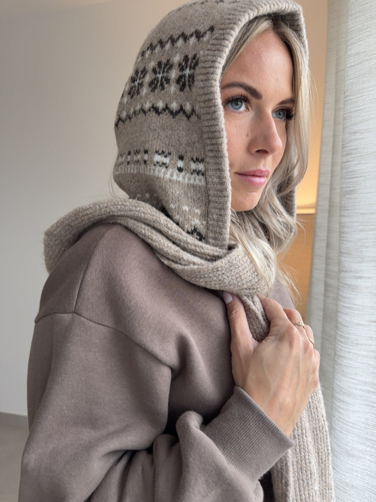Cagoule beige à motifs