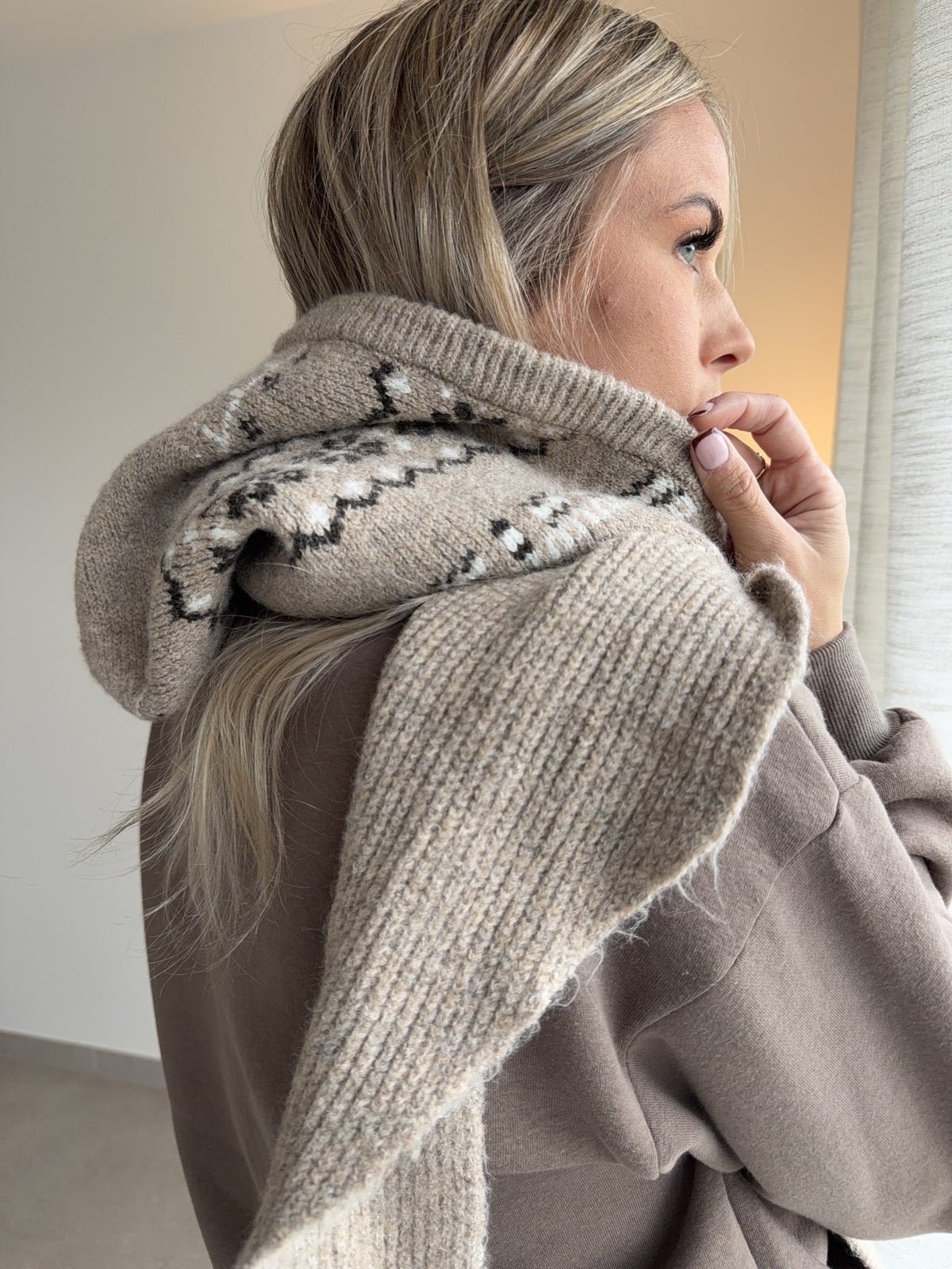 Cagoule beige à motifs