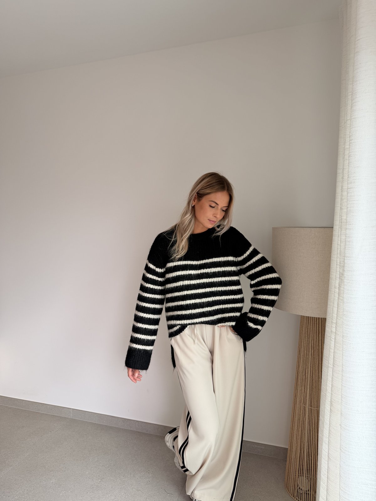 Pantalon blazer beige à bandes